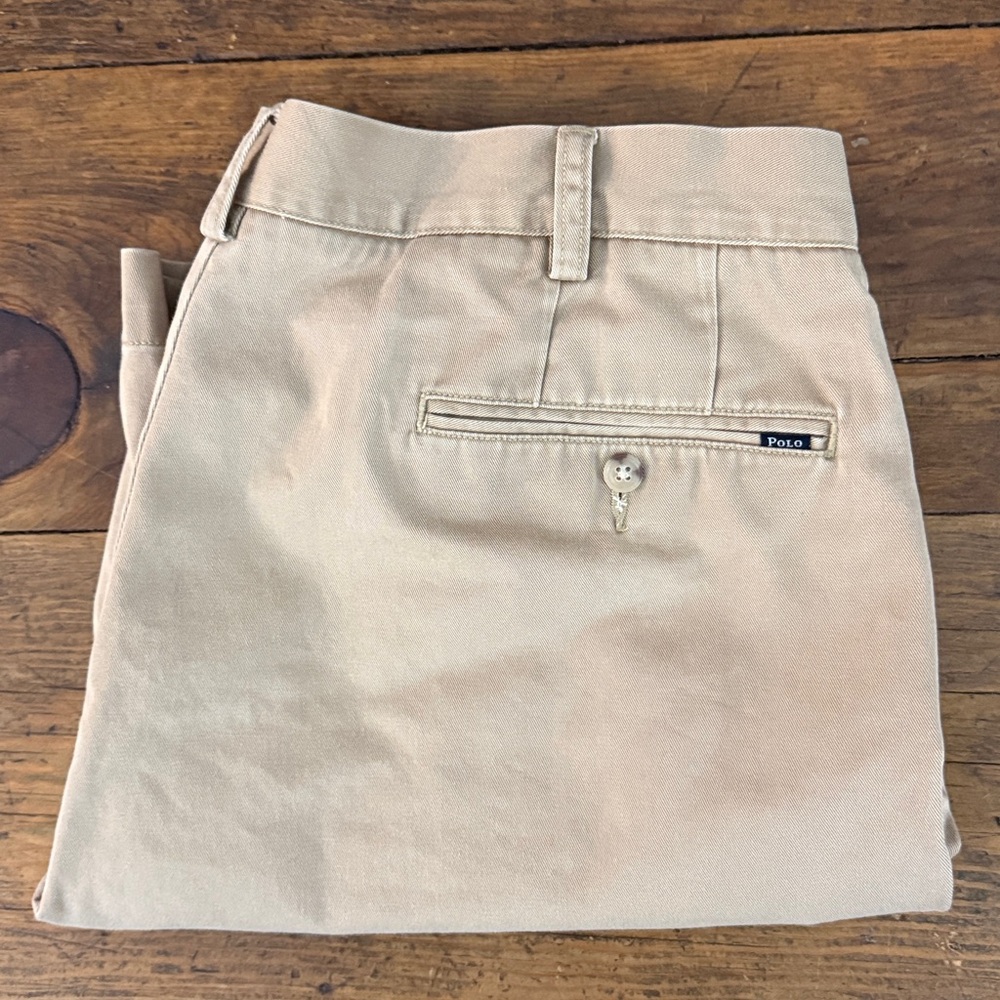 Polo Ralph Lauren Khaki Flat Front Shorts Size 38x9"